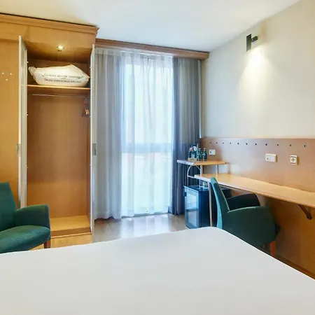 Sercotel Porta Barcelona Hotel 3*